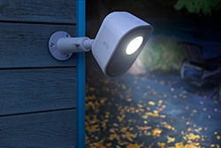 Smart outdoor lights